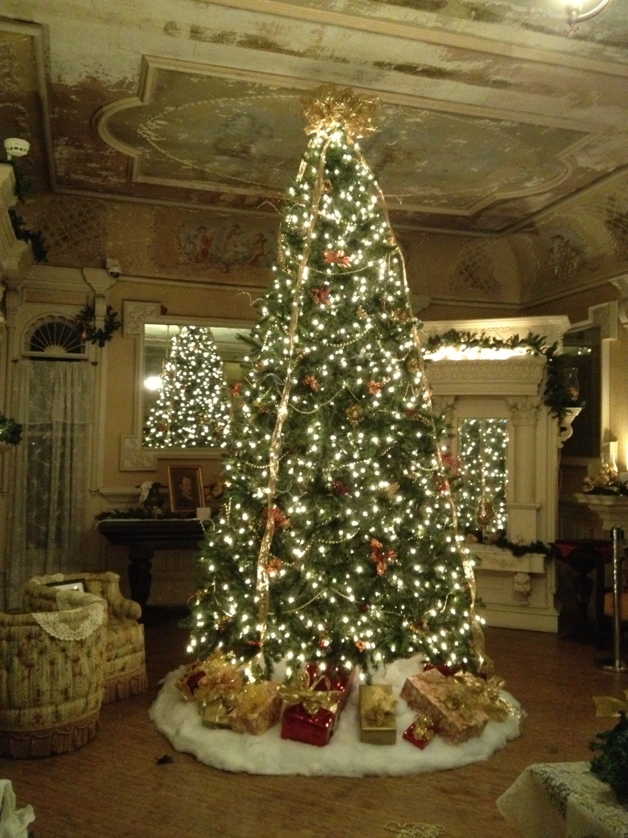 Christmastime in the Reception Room