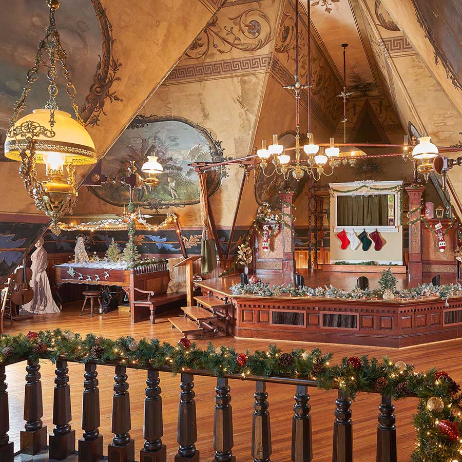 A Victorian Christmas in Cupid's Park Theatre